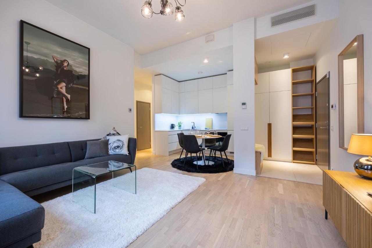 Rotermanni Apartment#Top Location#Spacious#Free Parking 塔林 外观 照片